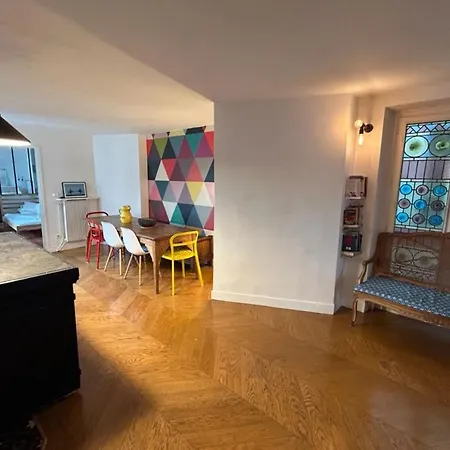 Near Jardin Villemin Apartment Paris
