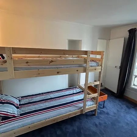 Near Jardin Villemin Apartment Paris