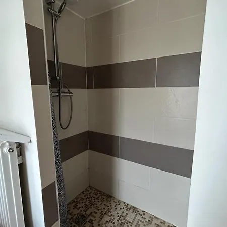 Appartamento Near Jardin Villemin Parigi